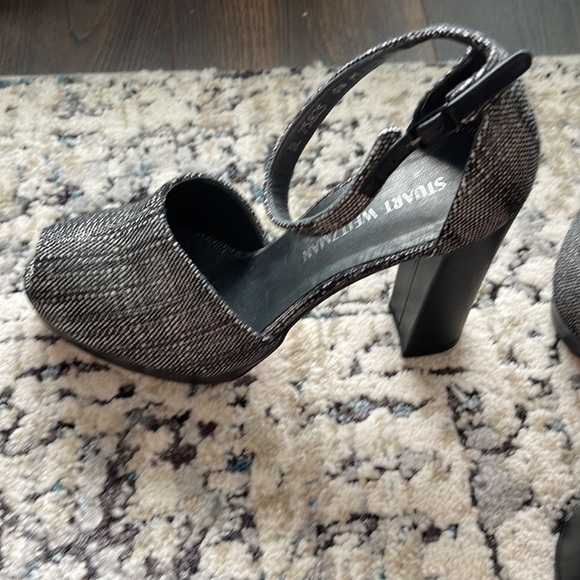 Stuart Weitzman block heels - Picture 4 of 8